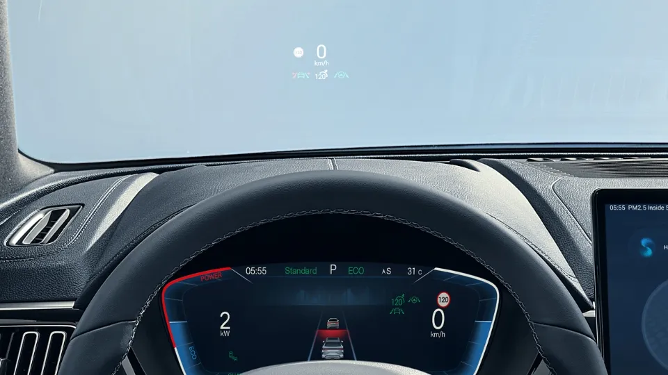 byd-sealu-dm-i-s6-hud.jpg